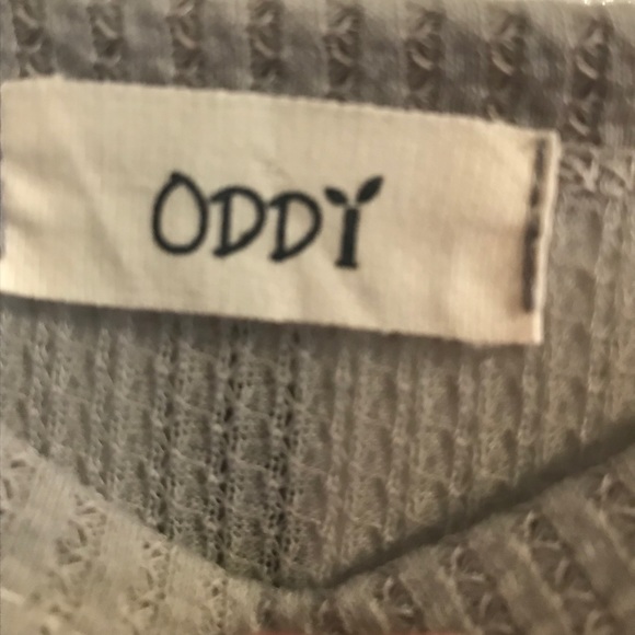 Small Top - Picture 2 of 4